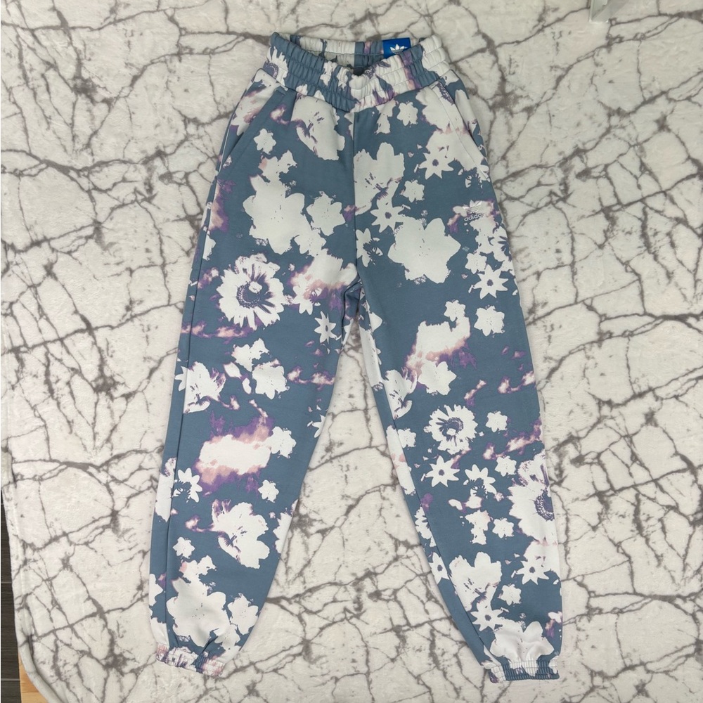 ADIDAS Women's Sweatpants 2XS NWT Blue Pink White Floral Drawstring Athleisure